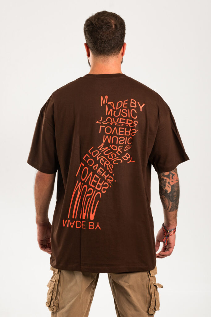 T-SHIRT REFRACTION OVERSIZED BROWN